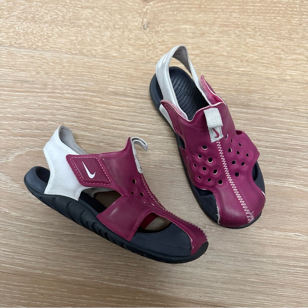 Nike Sunray Protect 2 Girls’ Sandals Size 10C